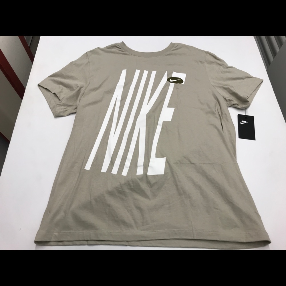 MEN'S NIKE CONCEPT CORE 1 THE NIKE TEE 
TSHIRT